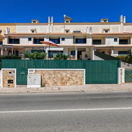 Casa Calicos Com Piscina E Vista Albufeira